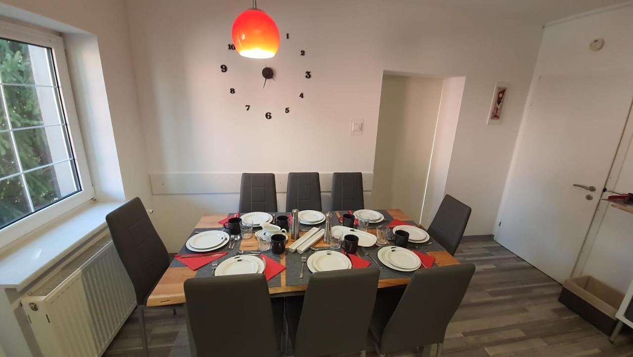 Apartma4Us Maribor Bagian luar foto